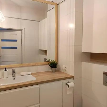 Lovely Apartment Vis-A-Vis Medicover And Paley Institute Varsovia Exterior foto